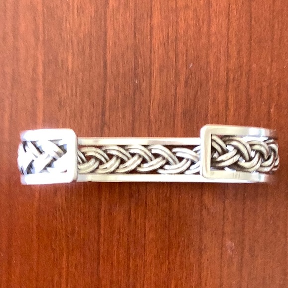 Native American Handmade Bracelet - Picture 3 of 5